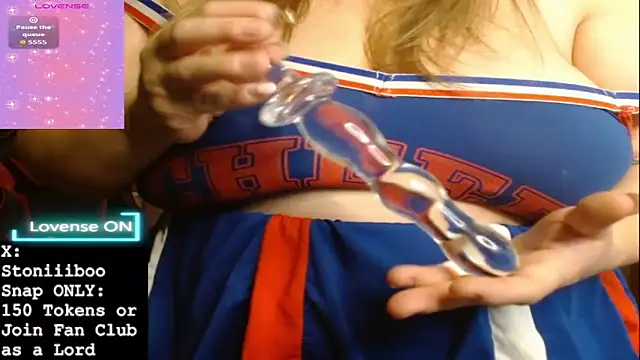 Stoniiiboo online show from December 1, 1:38 pm