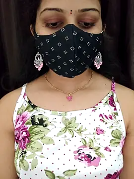 Angleannie online show from July 18, 6:12 pm