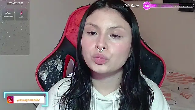 Snapshot of jessica_gomez chatting on February 21, 10:26 pm jessica gomez online show from February 21, 10:26 pm
