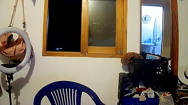 brittanycheeks online show from December 14, 12:01 am