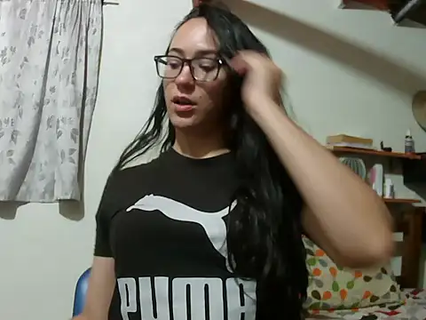 brittanycheeks online show from November 21, 11:25 pm