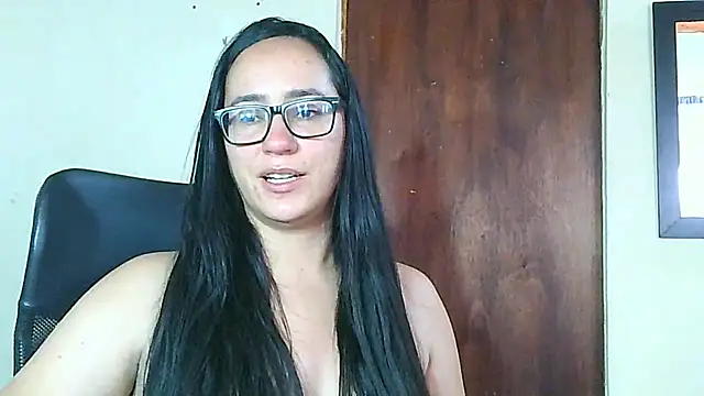 brittanycheeks online show from July 29, 9:35 pm