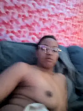 Snapshot of samone9 chatting on March 26, 1:01 am samone9 online show from March 26, 1:01 am