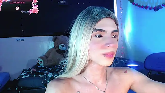 rosedewitt online show from February 26, 8:11 pm