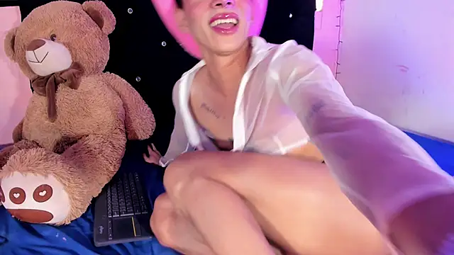 rosedewitt online show from March 12, 8:10 pm