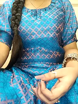 Snapshot of Ruchi-34 chatting on May 31, 8:32 pm Ruchi-34 online show from May 31, 8:32 pm