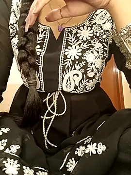 Snapshot of Ruchi-34 chatting on June 2, 9:50 pm Ruchi-34 online show from June 2, 9:50 pm