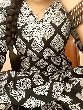 Snapshot of Ruchi-34 chatting on June 3, 7:41 pm Ruchi-34 online show from June 3, 7:41 pm