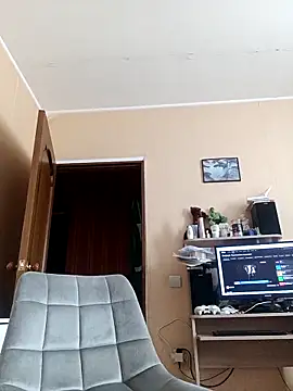 Snapshot of Pen_Janis chatting on April 27, 8:34 am Pen Janis online show from April 27, 8:34 am