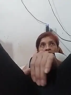 soltrinidad online show from February 8, 3:43 am