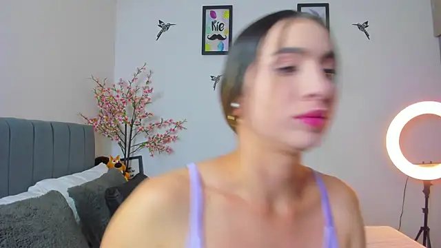 Snapshot of im_sarah34 chatting on March 6, 11:36 am im sarah34 online show from March 6, 11:36 am