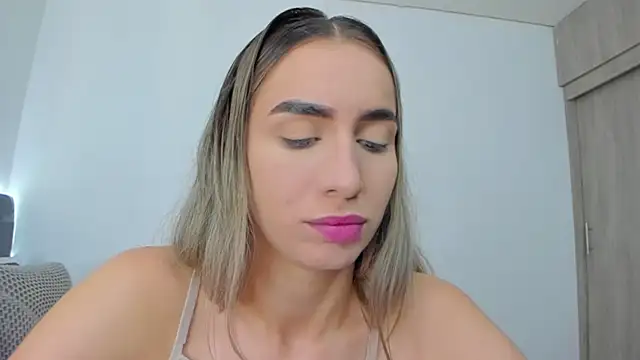im sarah34 online show from July 29, 2:59 pm