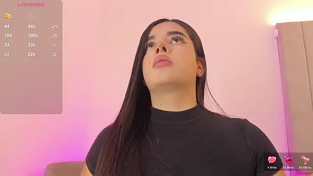 kaylarossi online show from November 18, 6:45 pm