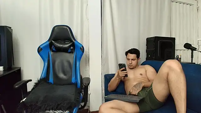 hott dicks online show from July 5, 1:34 am
