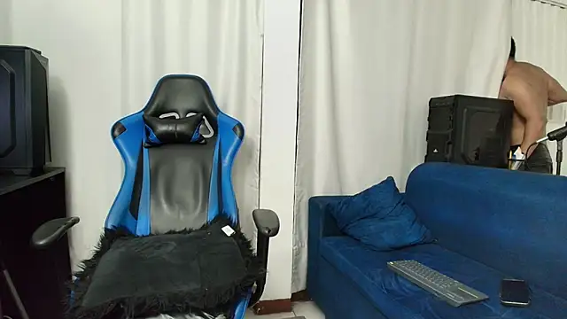 hott dicks online show from July 16, 1:55 am