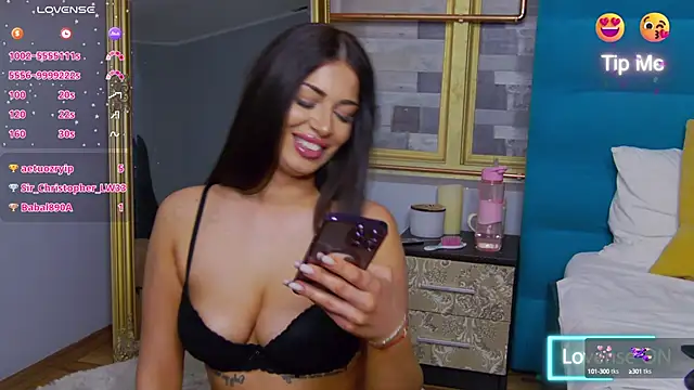 EvaRaynes online show from February 5, 12:27 pm