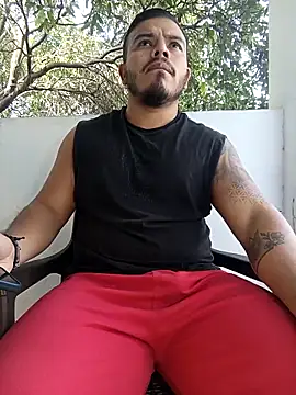 Snapshot of Naughty_Charly chatting on October 27, 1:04 pm Naughty Charly online show from October 27, 1:04 pm