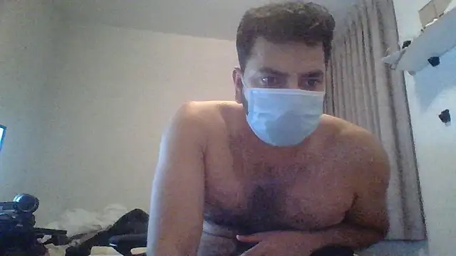Snapshot of Johnysamu chatting on February 24, 3:33 am Johnysamu online show from February 24, 3:33 am