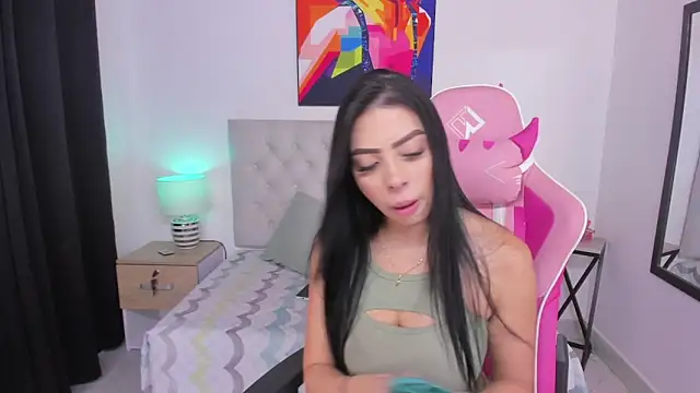 KristalFoxx online show from October 8, 6:49 pm