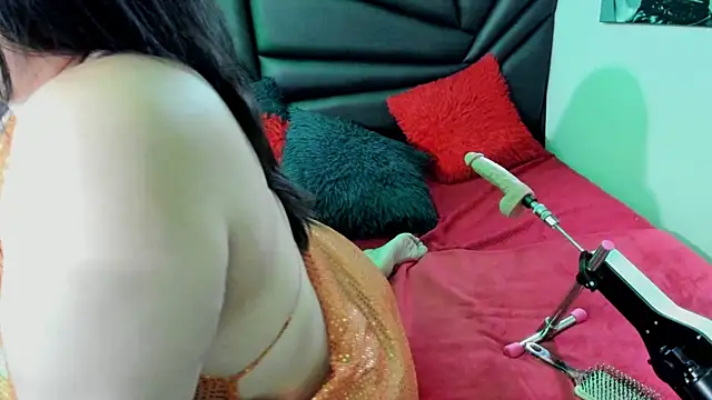 Snapshot of martina_foxy_ chatting on January 27, 2:46 pm martina foxy online show from January 27, 2:46 pm