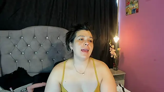 Snapshot of martina_foxy_ chatting on March 2, 7:56 pm martina foxy online show from March 2, 7:56 pm