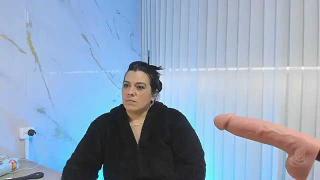 Snapshot of martina_foxy_ chatting on March 15, 9:27 pm martina foxy online show from March 15, 9:27 pm