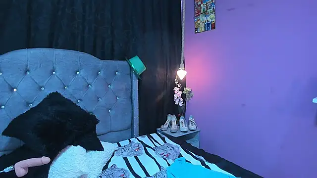 Snapshot of martina_foxy_ chatting on March 22, 3:09 pm martina foxy online show from March 22, 3:09 pm