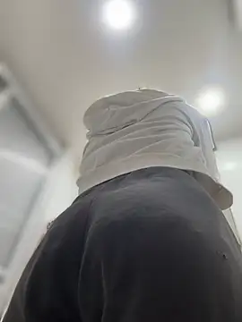 Mila Morgan online show from March 20, 5:25 pm