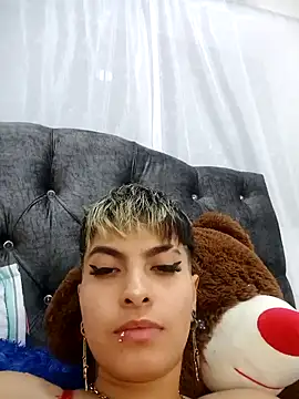 ivanna rivera online show from December 11, 8:18 pm