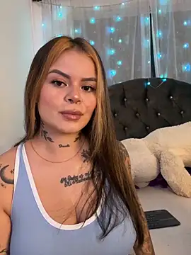 Snapshot of ivanna_rivera chatting on February 7, 9:07 pm ivanna rivera online show from February 7, 9:07 pm