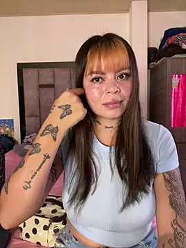 Snapshot of ivanna_rivera chatting on March 8, 1:26 pm ivanna rivera online show from March 8, 1:26 pm