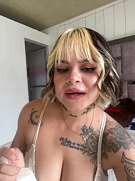 Snapshot of ivanna_rivera chatting on April 9, 7:41 pm ivanna rivera online show from April 9, 7:41 pm