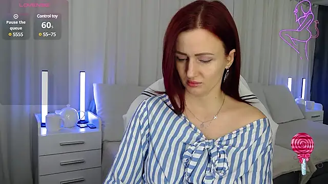 ElisaJane online show from February 1, 8:47 pm