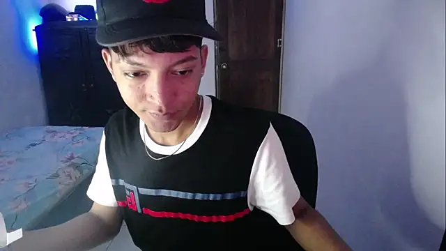 Sxntisaul   online show from February 9, 2:18 pm