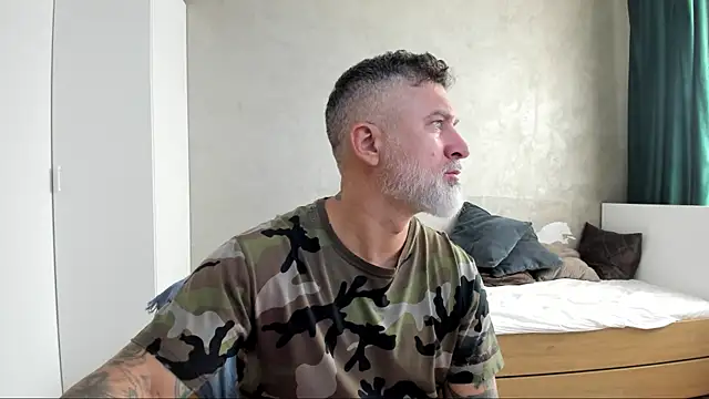 BlowMyXXL online show from September 10, 6:13 am