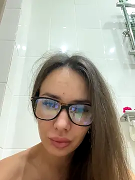 TeenieM online show from December 3, 11:36 pm