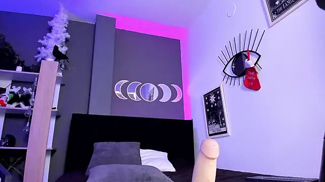 Raven Witch  online show from January 5, 12:31 am