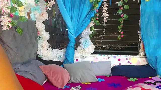 Karly coffe online show from October 5, 8:01 am