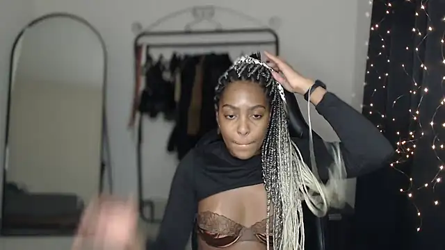 marisilva br online show from October 24, 12:41 am