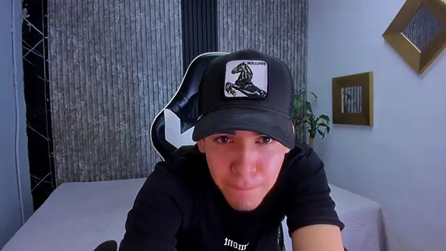 Mike 0233  online show from October 7, 4:42 am