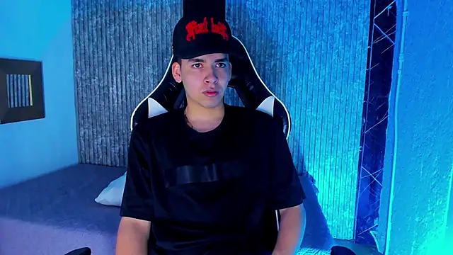 Mike 0233  online show from December 14, 4:29 am