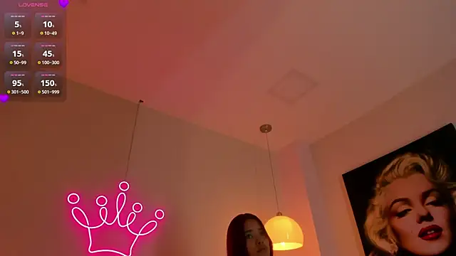 violeth hill online show from October 13, 7:58 pm