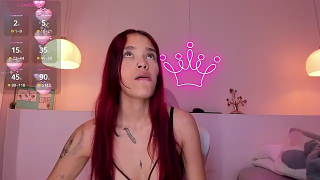 violeth hill online show from February 9, 8:13 pm