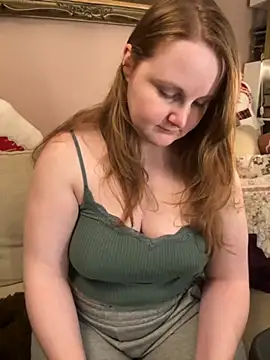 GingerSnap33 online show from November 26, 4:24 am