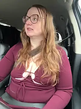 GingerSnap33 online show from February 22, 8:07 pm