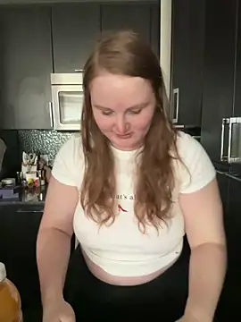 GingerSnap33 online show from April 26, 12:19 am