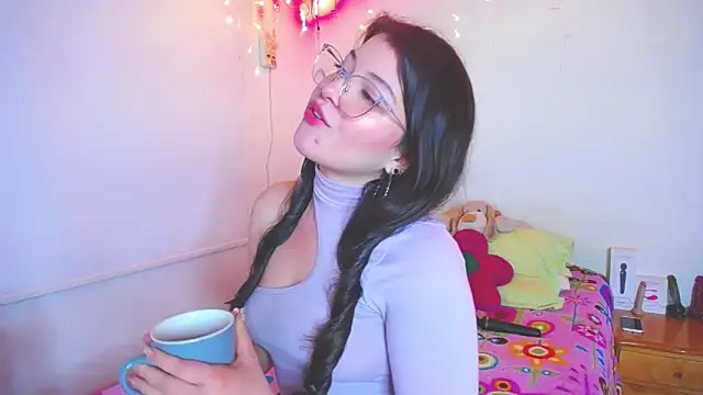 juli05star20 online show from January 7, 1:49 am