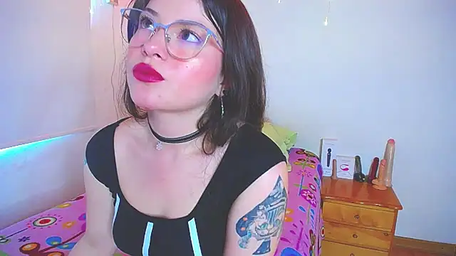 juli05star20 online show from January 16, 7:10 pm