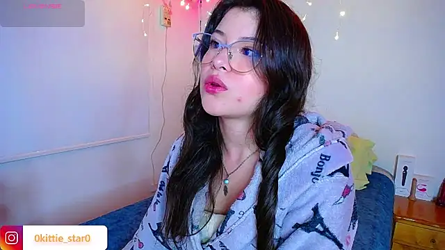 juli05star20 online show from January 25, 1:32 am