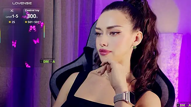 -CrazyAnna- online show from March 3, 6:03 pm